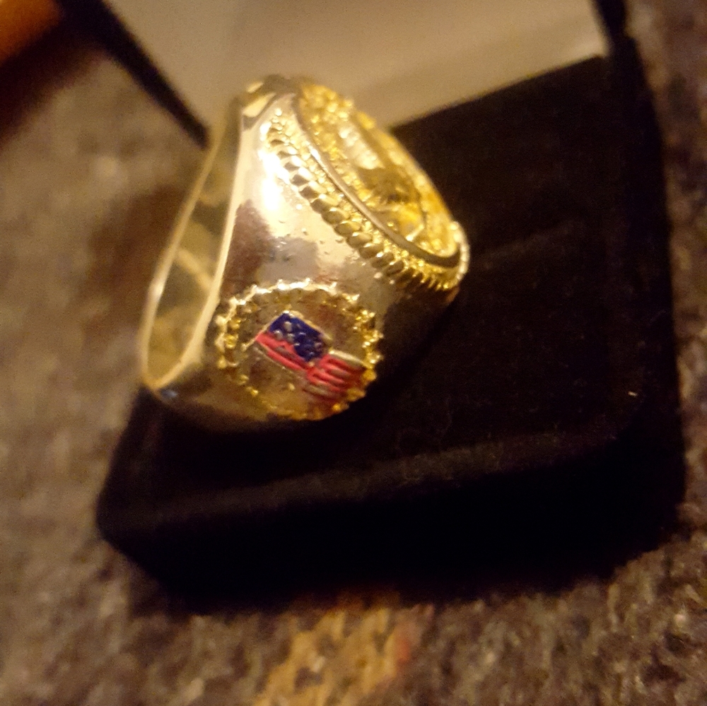925 Solid Silver American Eagle Ring Size 10 - Picture 2 of 4